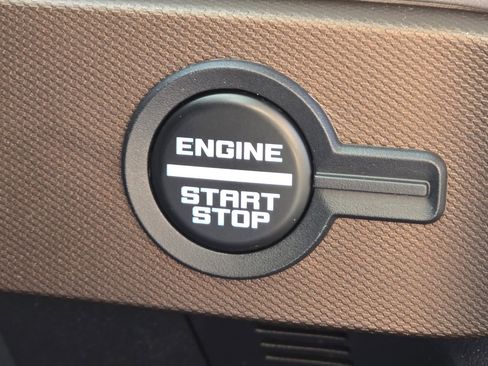 Used 2023 Ford Bronco Outer Banks w/ Sasquatch Package image 20