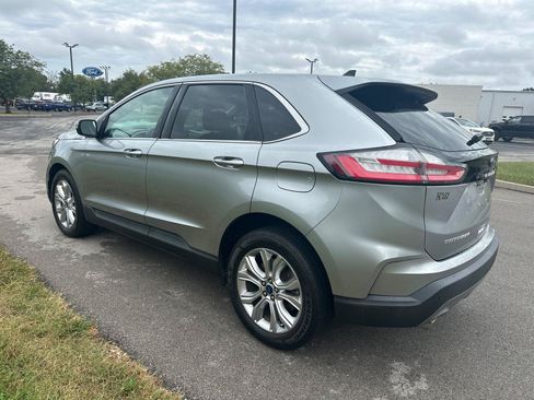 Used 2021 Ford Edge Titanium AWD/4WD image 12