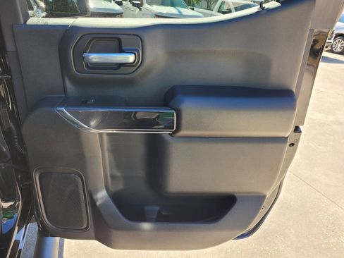 New 2026 Chevrolet Silverado 1500 Custom Trail Boss w/ Midnight Edition image 18