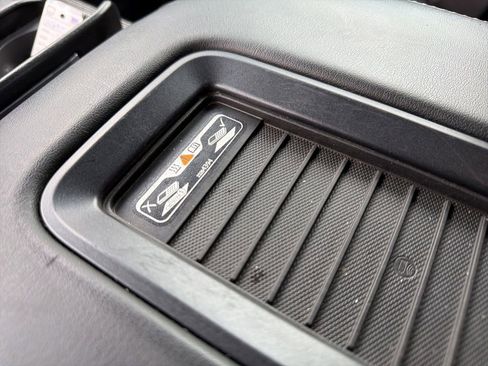 Used 2017 Chevrolet Tahoe Premier RWD image 34