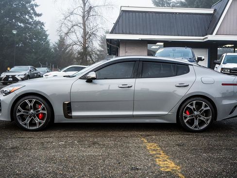 Used 2020 Kia Stinger GT2 image 17