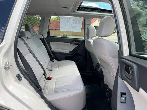 Used 2015 Subaru Forester 2.5i Premium w/ All-Weather Package AWD/4WD image 22