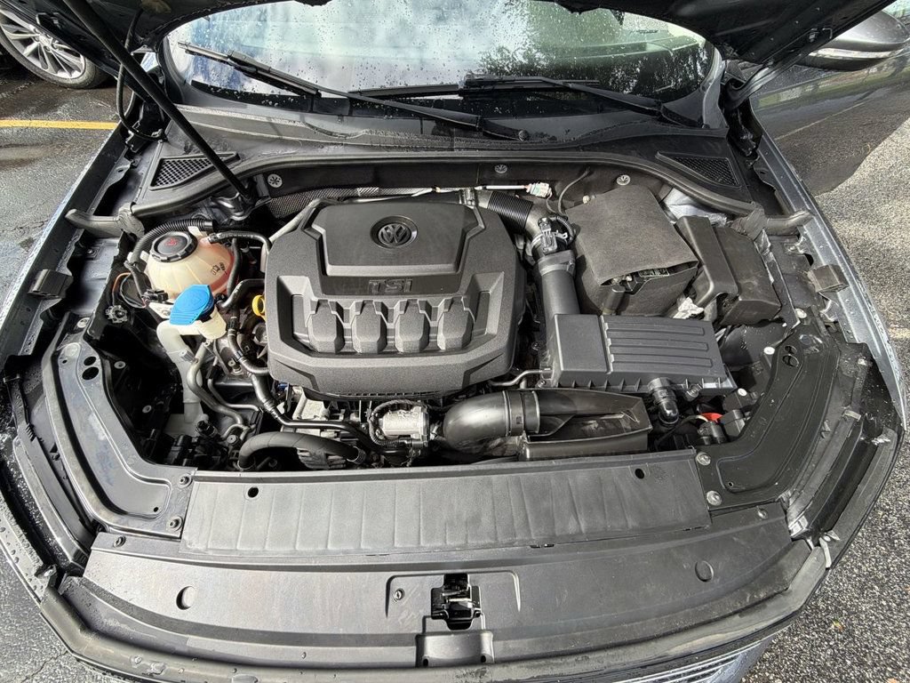 Used 2018 Volkswagen Passat 2.0T S w/ Driver Assistance Package FWD image 11