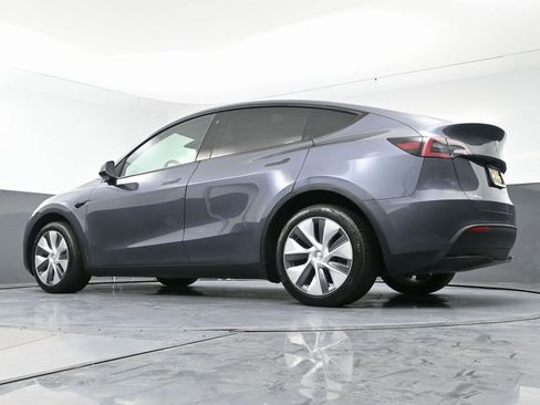 Used 2023 Tesla Model Y Long Range image 56