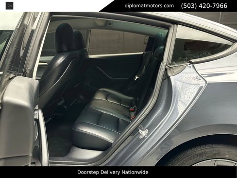 Used 2023 Tesla Model 3 Standard Range image 20