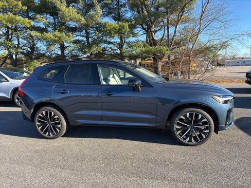 New 2026 Volvo XC60 B5 Ultra w/ Protection Package Premier image 2