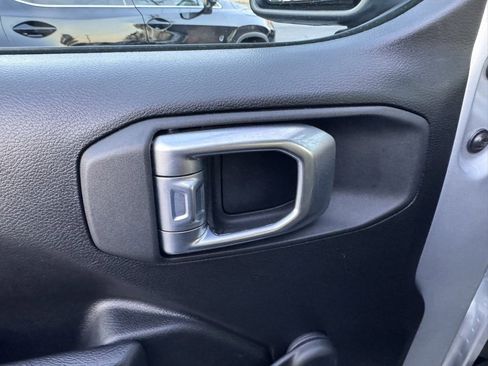 Used 2023 Jeep Wrangler Sport image 21