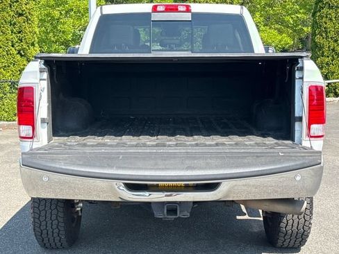 Used 2017 RAM 2500 Laramie w/ Convenience Group AWD/4WD image 7