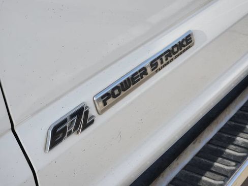 Used 2022 Ford F250 Lariat w/ Lariat Value Package AWD/4WD image 10