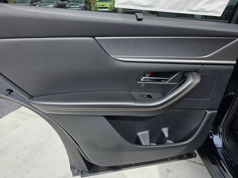 New 2025 MAZDA CX-90 3.3 Turbo w/ Preferred Package image 10