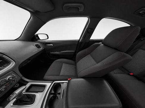 Used 2023 Dodge Charger SXT RWD image 11