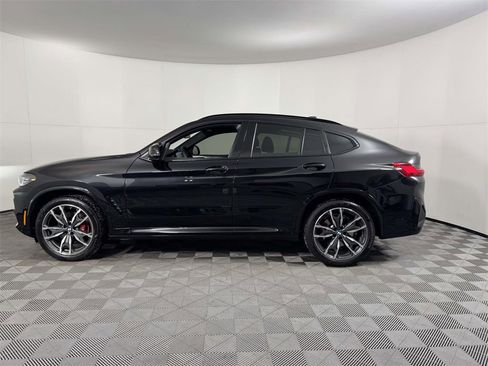 Used 2024 BMW X4 M40i w/ Parking Assistance Package image 11