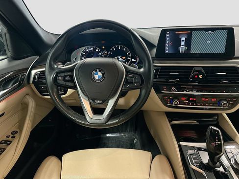 Used 2018 BMW 530i xDrive w/ Premium Package AWD/4WD image 24