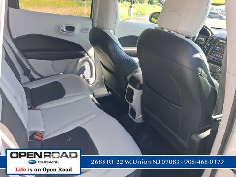 Used 2018 Jeep Compass Limited AWD/4WD image 17