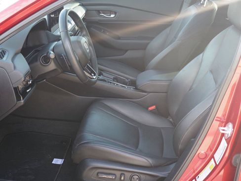 Used 2024 Honda Accord Sport image 10