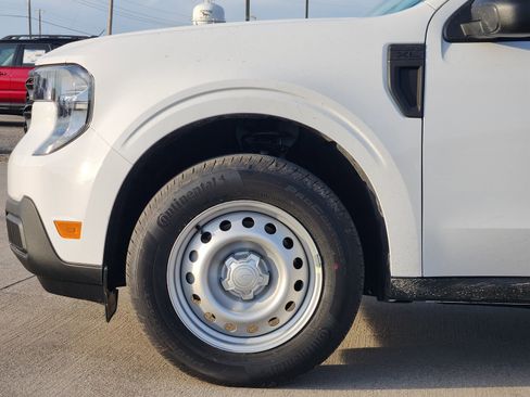 New 2026 Ford Maverick XL image 9