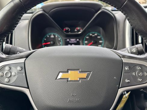 Used 2022 Chevrolet Colorado LT w/ Fleet Safety Package image 23