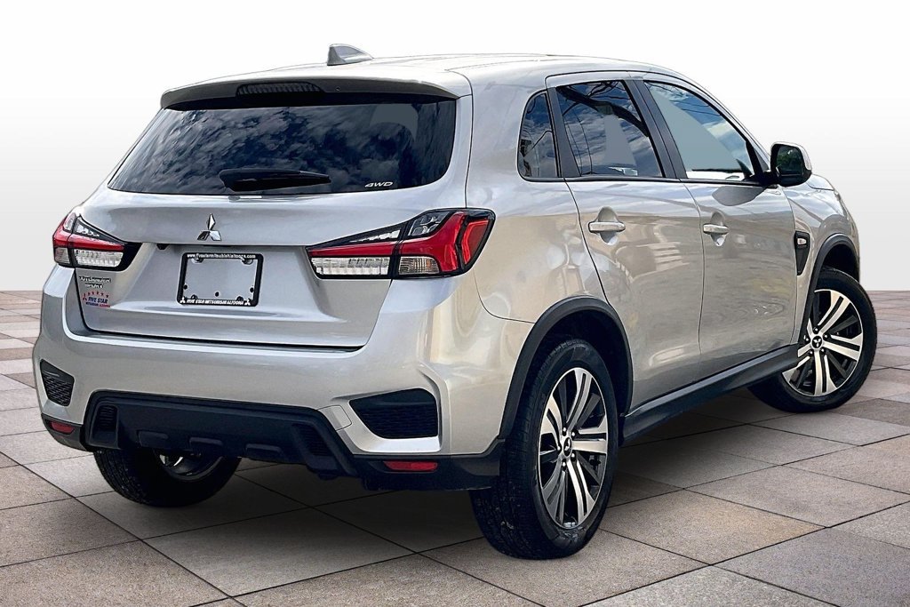 Used 2025 Mitsubishi Outlander Sport ES AWD/4WD image 12