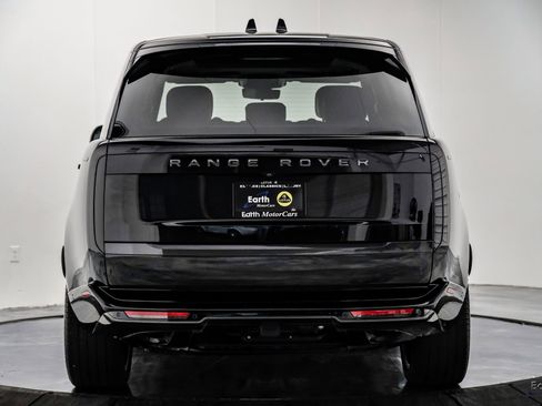 Used 2024 Land Rover Range Rover SE image 10