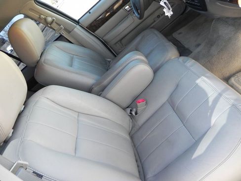 Used 2011 Mercury Grand Marquis LS image 14