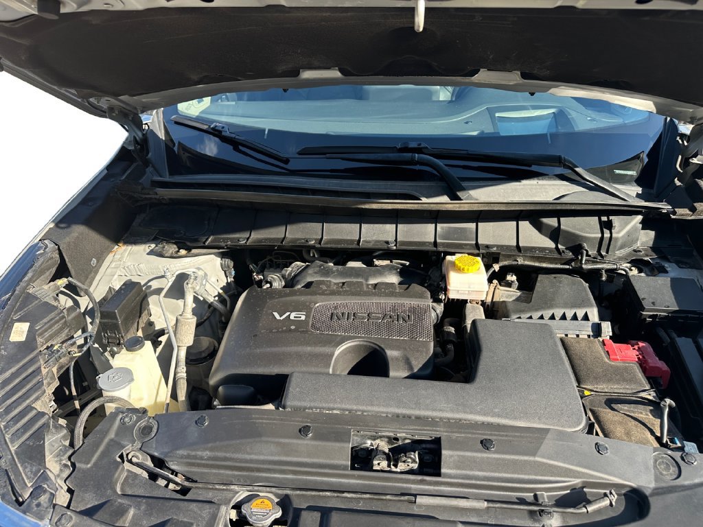 Used 2022 Nissan Pathfinder Platinum w/ Cargo Package FWD image 24