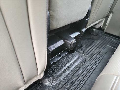 Used 2019 Ford F250 XL w/ Power Equipment Group RWD image 30