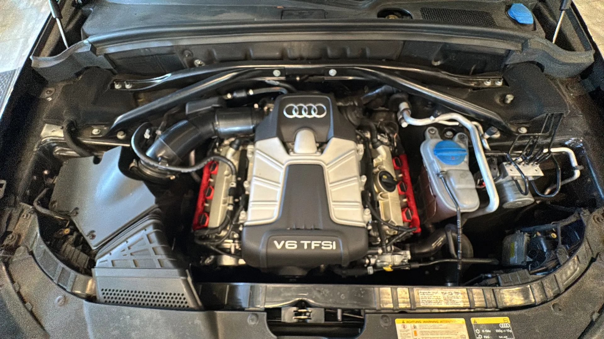 Used 2014 Audi Q5 3.0T Prestige AWD/4WD image 38