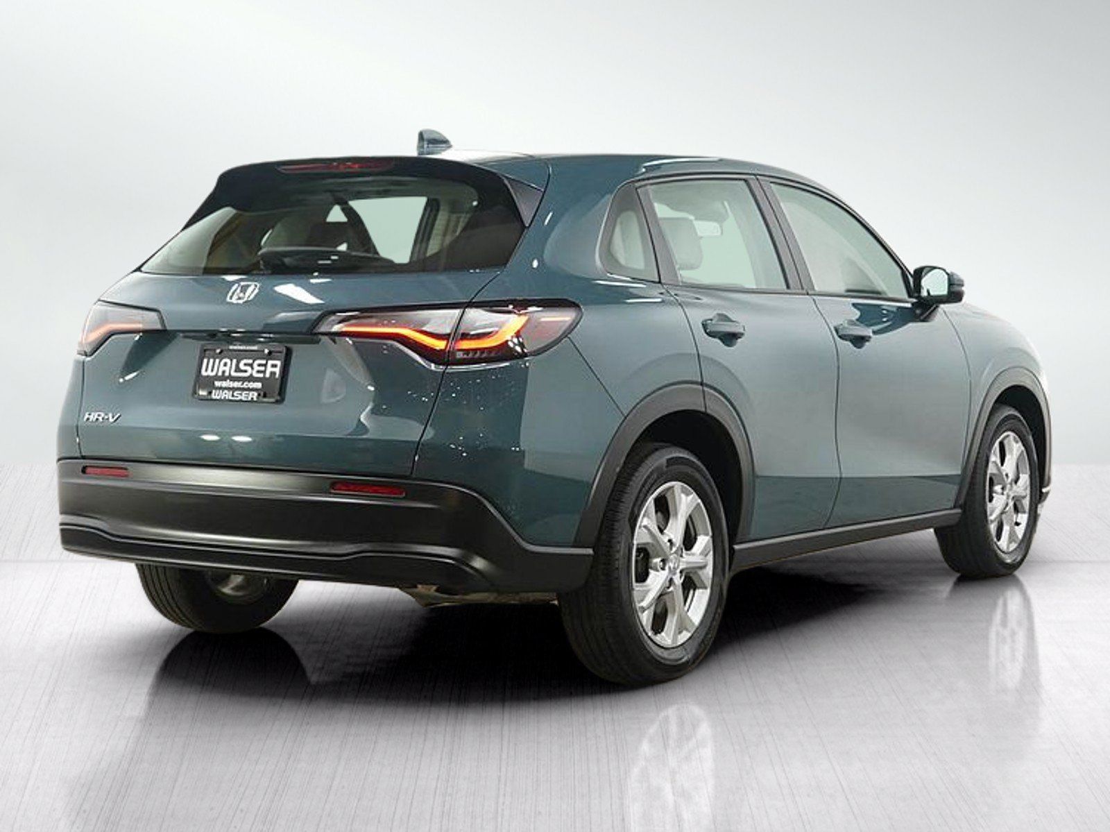 Used 2024 Honda HR-V LX image 5