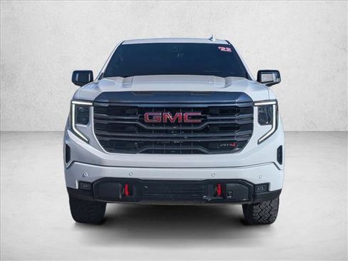 Used 2022 GMC Sierra 1500 AT4 w/ AT4 Premium Package image 2