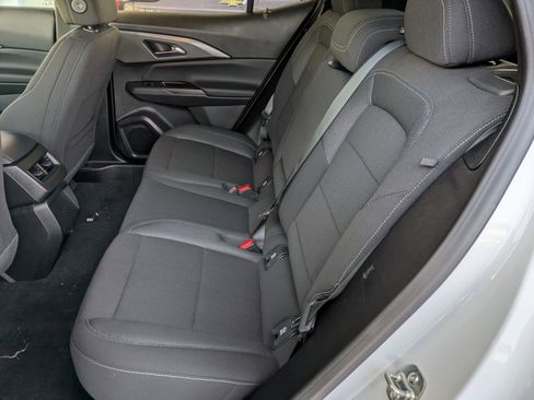 New 2026 Chevrolet Equinox EV LT image 10