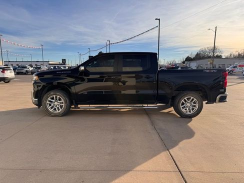 Used 2020 Chevrolet Silverado 1500 LT w/ All-Star Edition image 6