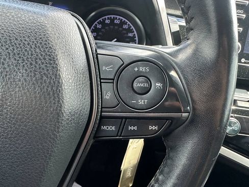 Used 2021 Toyota Camry SE w/ Carpet Mat Package (TMS) FWD image 20