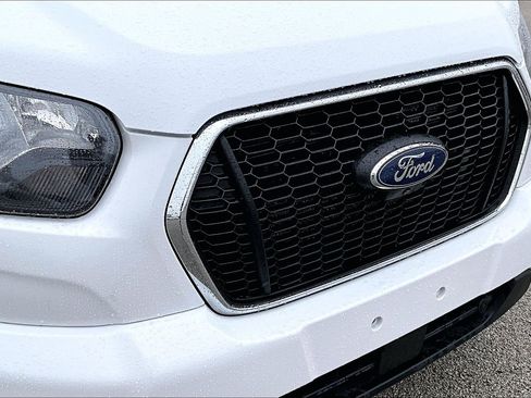 Used 2023 Ford Transit 350 XLT image 31