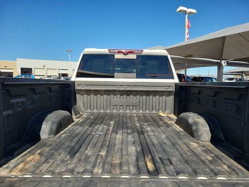 Used 2023 Chevrolet Silverado 3500 High Country image 19