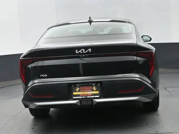 Used 2025 Kia K4 FWD image 8