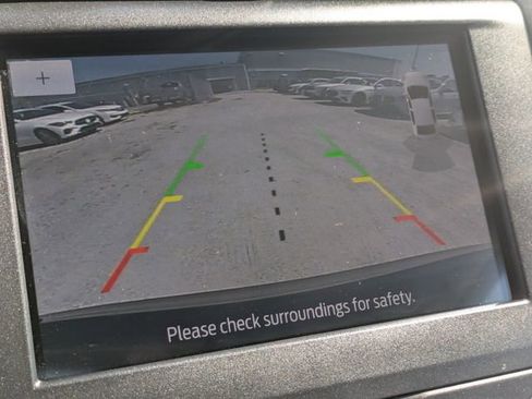 Used 2019 Ford Fusion SE image 18