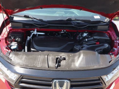 Used 2023 Honda Odyssey Sport image 11