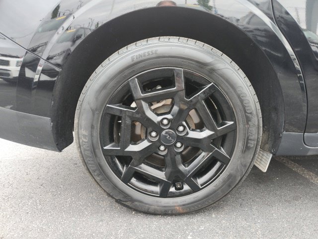 Used 2026 Kia Carnival SX w/ SX Dark Edition Package FWD image 18