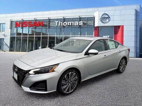 New 2025 Nissan Altima 2.5 SL FWD image 7