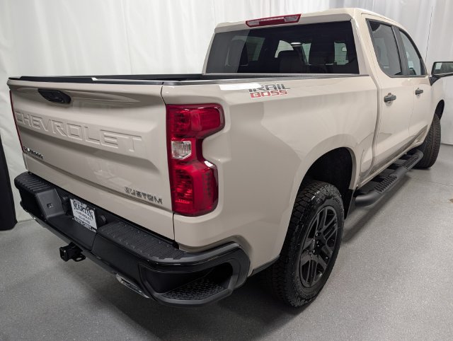 New 2026 Chevrolet Silverado 1500 Custom Trail Boss AWD/4WD image 6