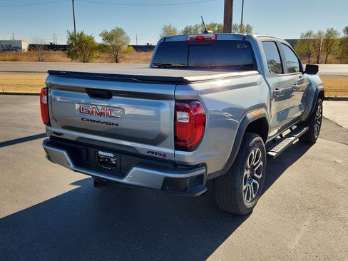 Used 2024 GMC Canyon AT4 w/ Technology Package image 4