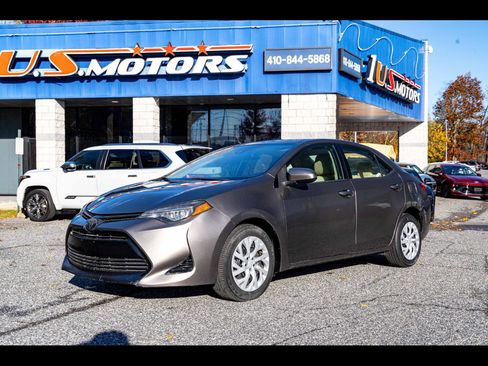 Used 2018 Toyota Corolla LE w/ Carpet Mat Package (TMS) FWD image 1