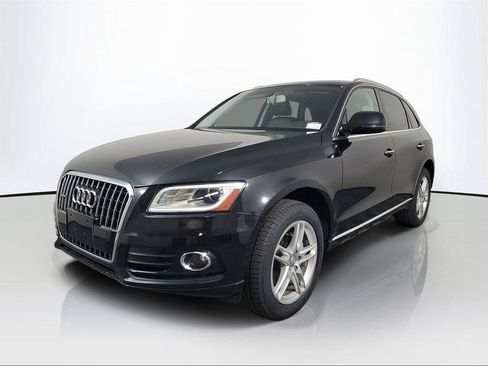 Used 2017 Audi Q5 2.0T Premium Plus w/ Technology Package AWD/4WD image 3