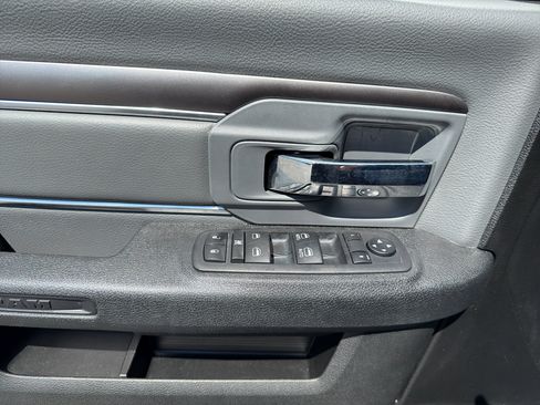 Used 2024 RAM 1500 Classic SLT image 10
