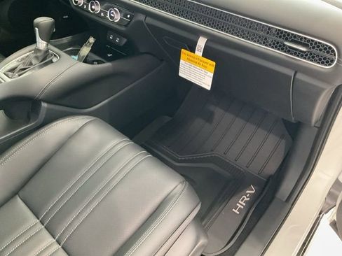 New 2026 Honda HR-V EX-L image 26