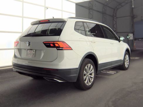 Used 2020 Volkswagen Tiguan S FWD image 4