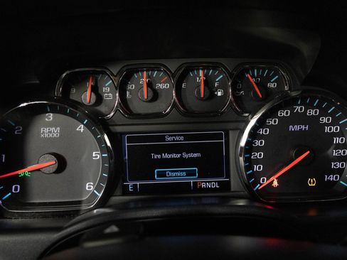 Used 2018 Chevrolet Silverado 1500 LT w/ All Star Edition image 30