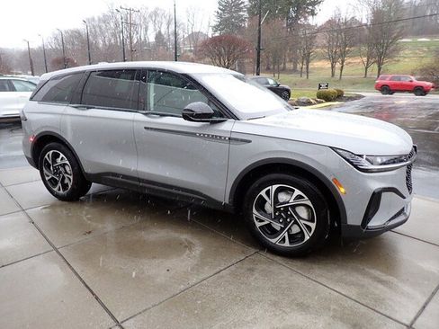 New 2026 Lincoln Nautilus Premier w/ Equipment Group 102A image 29