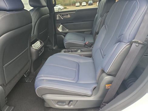 Used 2026 INFINITI QX80 4WD image 7