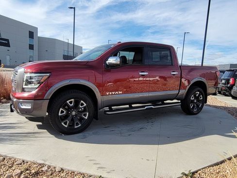 Used 2021 Nissan Titan Platinum Reserve w/ Moonroof Package image 6